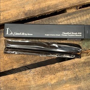 LimeLife By Alcone Vegan Shadow Brush #09
